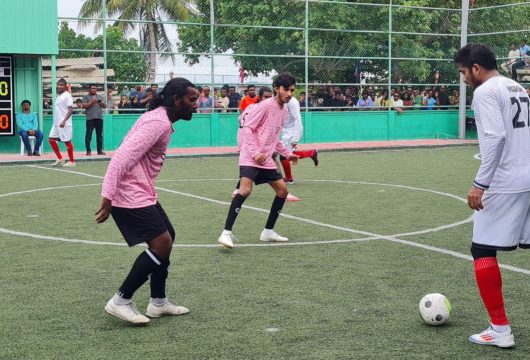 އެފްސީ ބޮސްފިޝަރ އާއި އެފްސީ ބިއްލޫރި ވާދަކުރި މެޗުގެ ތެރެއިން --